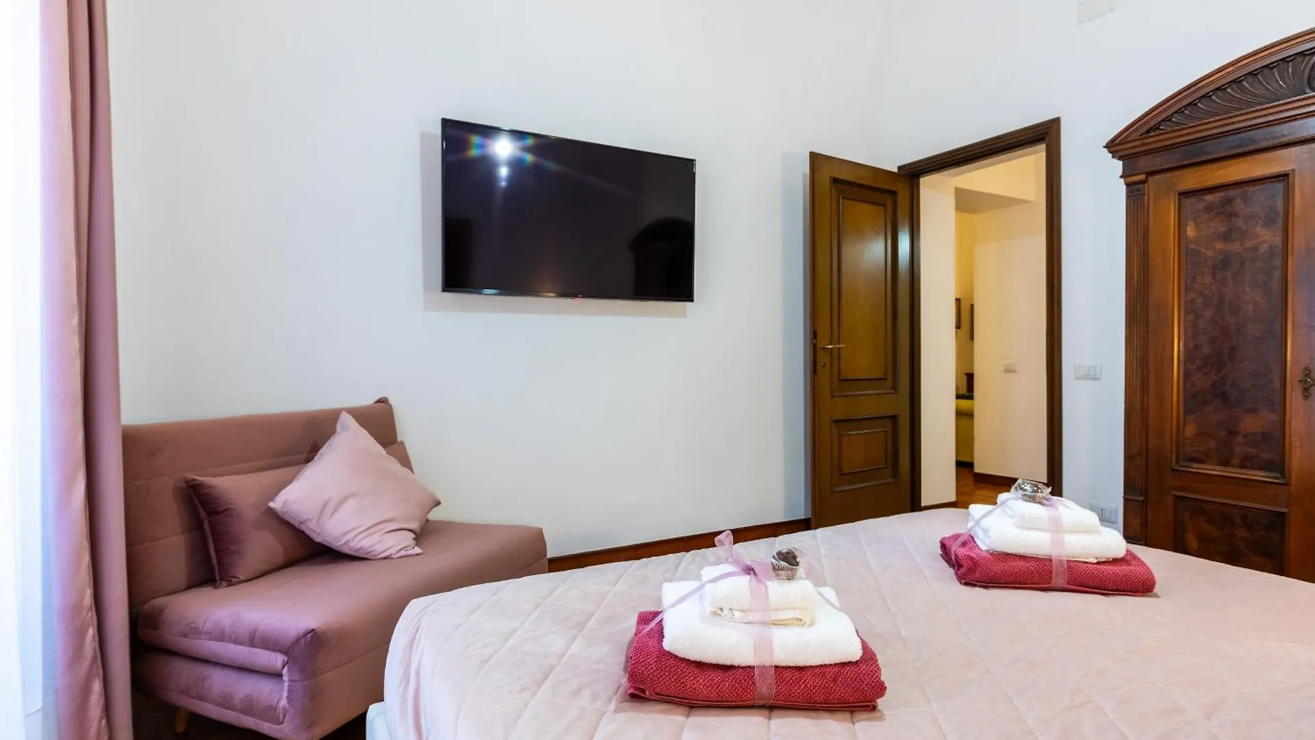 Roma E Il Pittore Italy